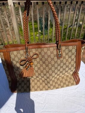 Gucci Bella GG Canvas Tote